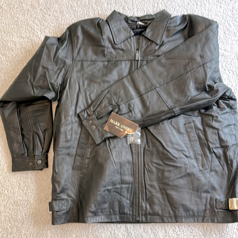 Genuine leather zipper jacket